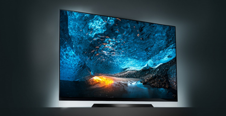 Vznáší se. LG OLED TV E8