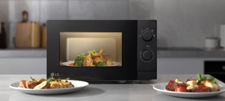 Díky jasnému LED osvětlení máte vždy dokonalý přehled o tom, co se vaří.