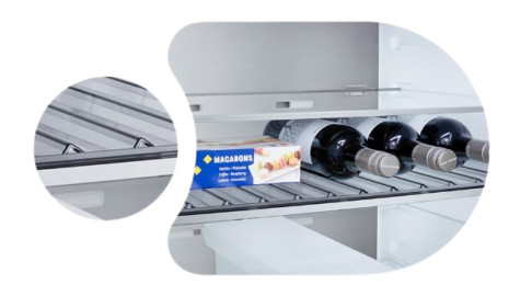 Uloží běžné potraviny nebo až 6 lahví vína