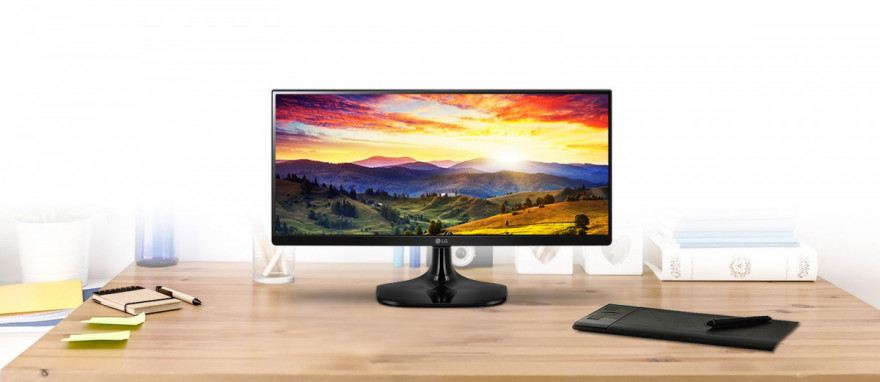 21:9 rozlišení UltraWide™ FHD na IPS displeji